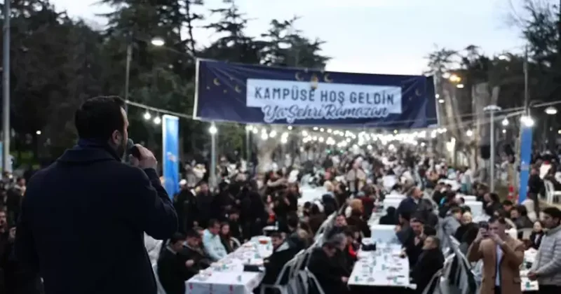 İstanbul Üniversitesi nde Geleneksel Büyük Kampüs İftarı düzenlendi