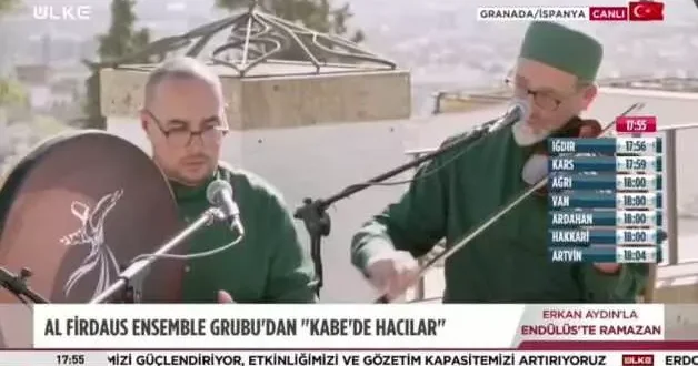 İspanyol müzisyenler Kabe de hacılar ilahisini seslendirdi