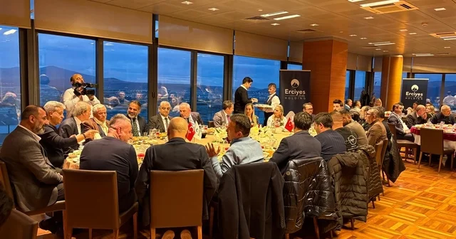 Erciyes Anadolu Holding iftarda basın mensuplarını ağırladı Kayseri Haberleri
