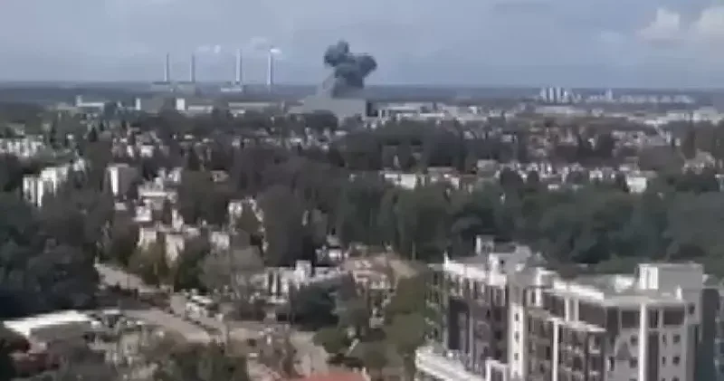 İran’dan fırlatılan füzeler, İsrail’deki Rabin Elektrik Santrali çevresine isabet etti