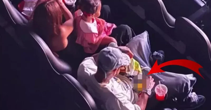 Ailesiyle sinemaya gidip kumar oynadı