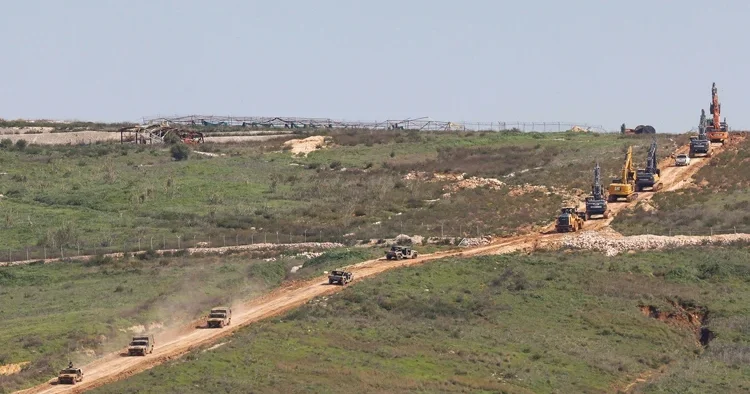 İsrail Lübnan’ı adım adım işgal ediyor: Köprüleri patlattı tampon bölge kurdu