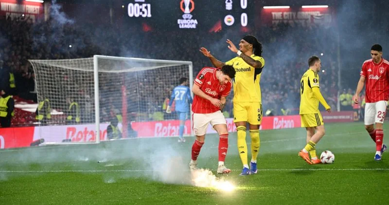 UEFA dan Fenerbahçe ye ceza! Fenerbahçe Haberleri