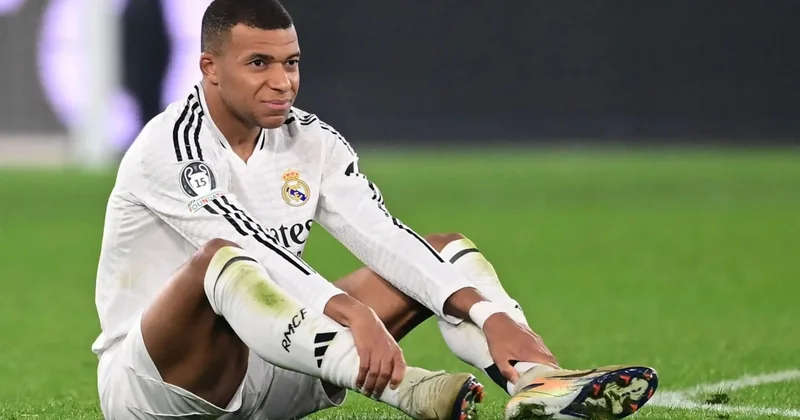 İspanya bu skandalı konuşuyor! Mbappe nin yanlış dizine tedavi uygulandı Sözcü Gazetesi