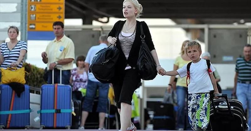 Rus turistlerin Körfez tatillerini toplu şekilde iptal ettiği bildirildi Sözcü Gazetesi