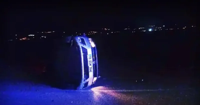 Çorum da otomobille polis aracı çarpıştı: 1 i polis, 3 yaralı