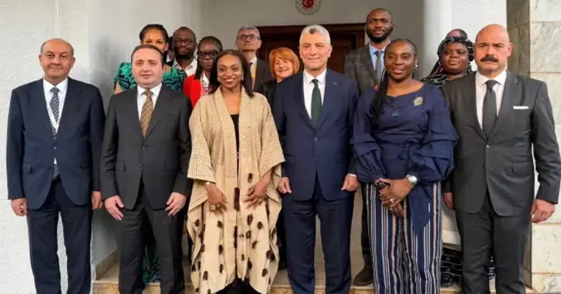 Bakan Bolat tan Afrikalı mevkidaşlarıyla kritik temaslar