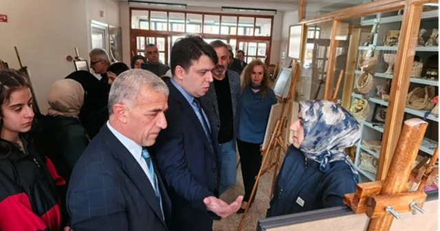 Çaykara da Hüsn i Hat ve Ebru sergisi açıldı Trabzon Haberleri