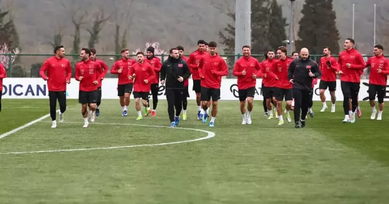 Milliler Romanya maçına hazır! Zeki Çelik ve Merih Demiral gelişmesi