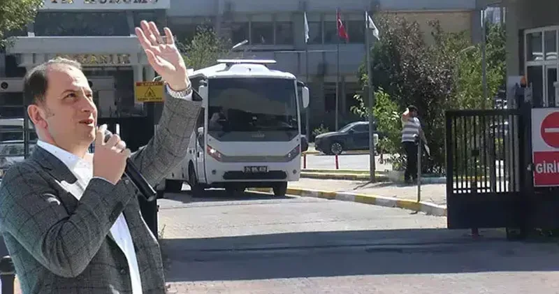 Murat Çalık savunma yapıyor