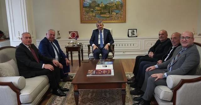 Edirne Valisi Sezer, Erzurum Dostluk Grubu Derneği yönetimini kabul etti Edirne Haberleri