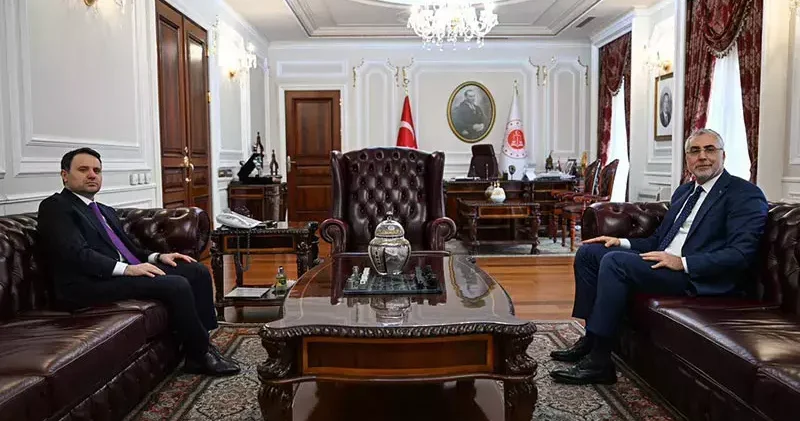 Bakanlar Gürlek ve Işıkhan bir araya geldi