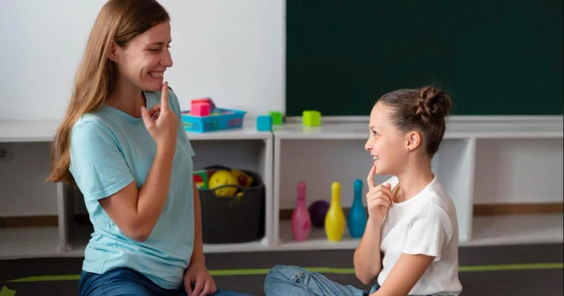 Ebeveyn Akademisi dil ve konuşma terapisi konusunu uzman bakış açısıyla ele alıyor