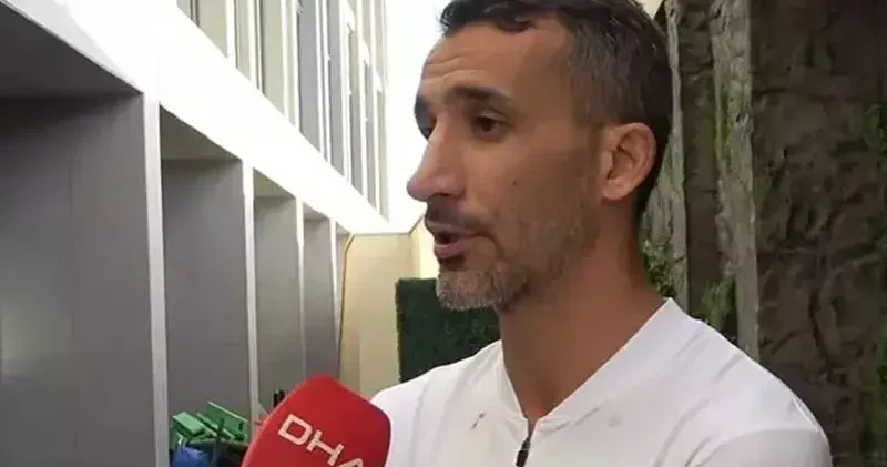 Türkiye Romanya maçı öncesinde Mehmet Topal, Romanya’da yeniden gündem oldu