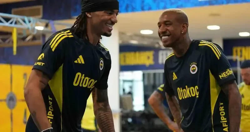 Fenerbahçe günü çift antrenmanla tamamladı Futbol Haberleri