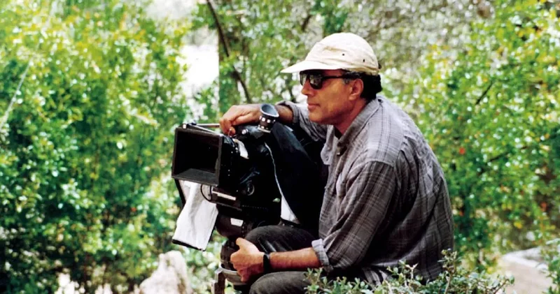 Tahran da gece saldırısı: Altın Palmiye ödüllü usta yönetmenin evi hedef alındı