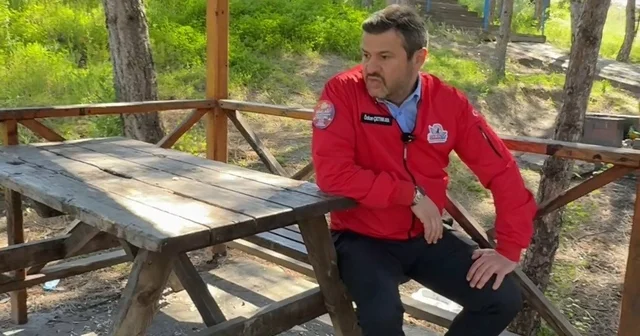 Başkan Çetinkaya nın park gezisinde gördüğü manzara sonrası ilginç tepkisi Bunlar çok delikanlı olduğu için hepsini bir yere göndereceksin savaşa falan enerjilerini orada atsınlar Karabük Haberleri