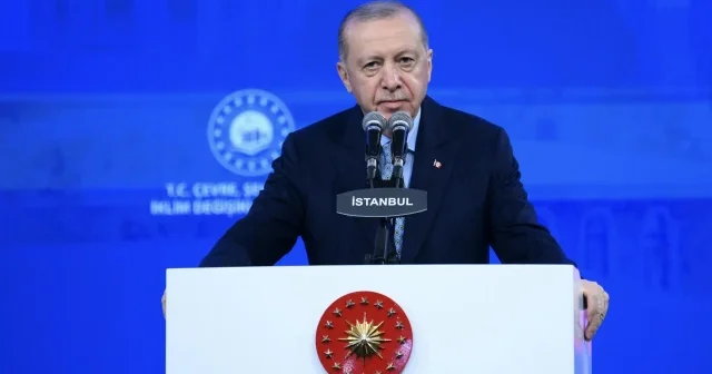 Cumhurbaşkanı Erdoğan dan Mehter takımına sırt çeviren CHP’ye tepki: Nereden baksan tutarsızlık nereden baksan ahmakça VİDEO İZLE