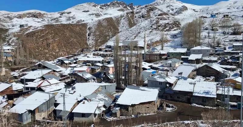 Dümbüllü Deresi’nde Nisan karı sürprizi