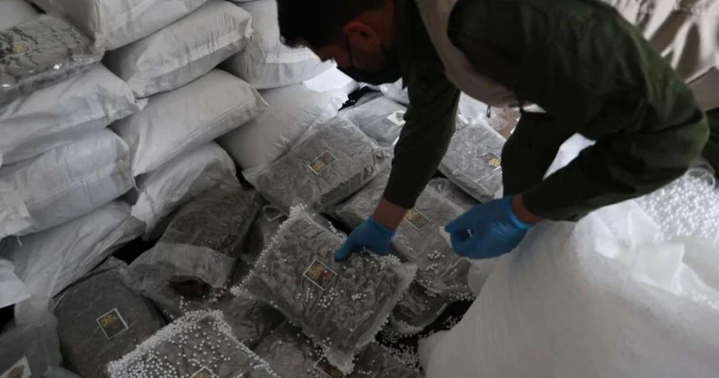 Türkiye ve Suriye den ortak operasyon! 300 milyon liralık madde ele geçirildi