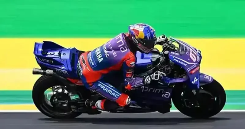 Toprak Razgatlıoğlu, MotoGP sprint yarışında yaptığı kaza sonucu yarış dışı kaldı
