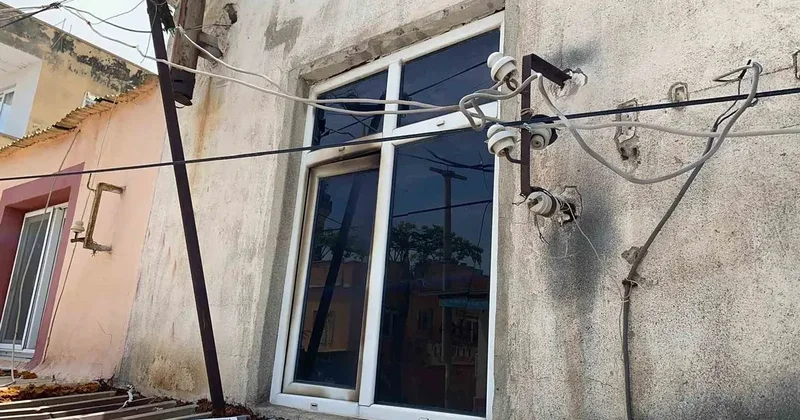 Yaşlı adam odasında çıkan yangında hayatını kaybetti