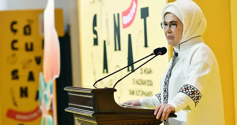 Emine Erdoğan, Rami Çocuk ve Sanat Bienali nin açılışına katıldı