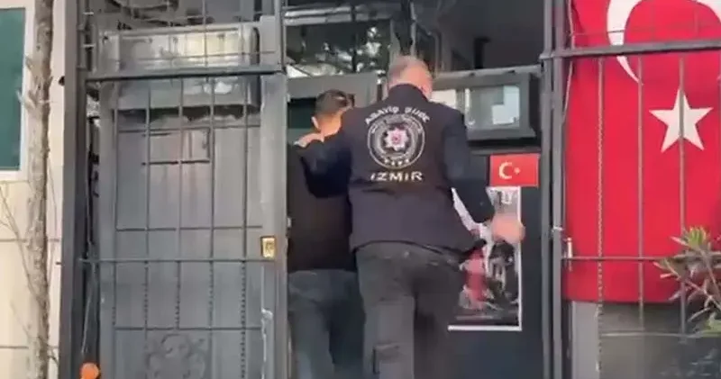 İzmir de çeşitli suçlardan aranan 131 kişi yakalandı