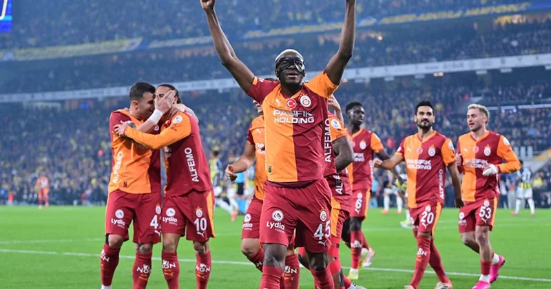 Victor Osimhen için 6 dev kulüp birden derbiye geliyor