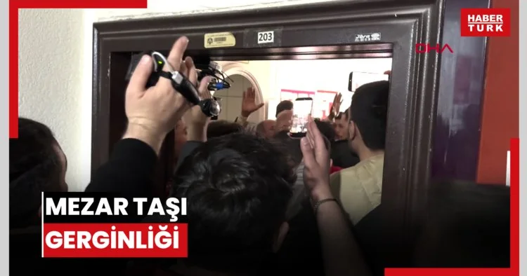 Mezar taşı gerginliği