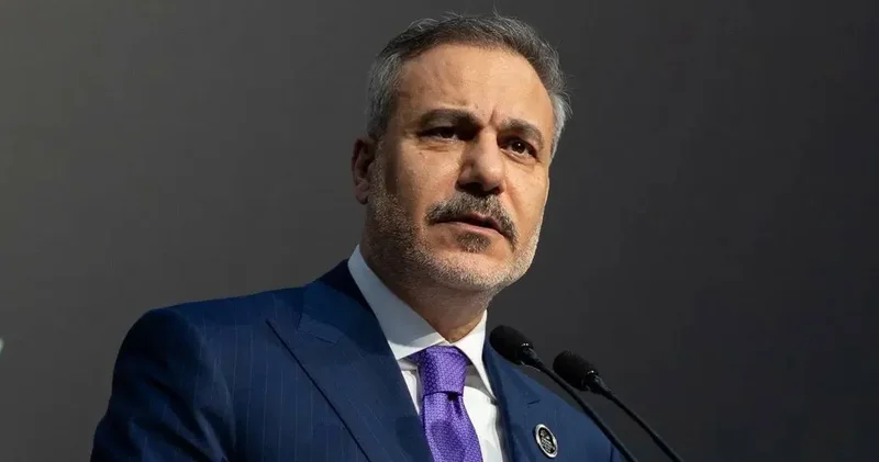 Türkiye’den Hürmüz hamlesi: Mayın temizliğine katılım sinyali