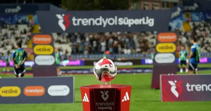 Süper Lig de 32. haftanın programı belli oldu! Aynı saatte 3 kritik maç