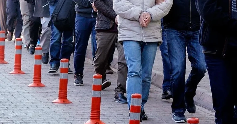 : Edirne ve Kırklareli nde göçmen denetimi: 16 kişi yakalandı Sözcü Gazetesi