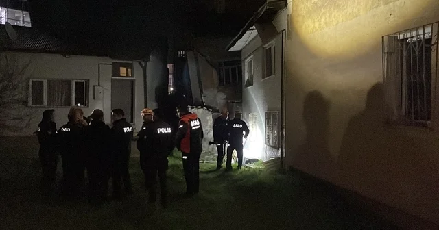 Sivas ta müstakil ev çöktü, ev tahliye edildi Sivas Haberleri