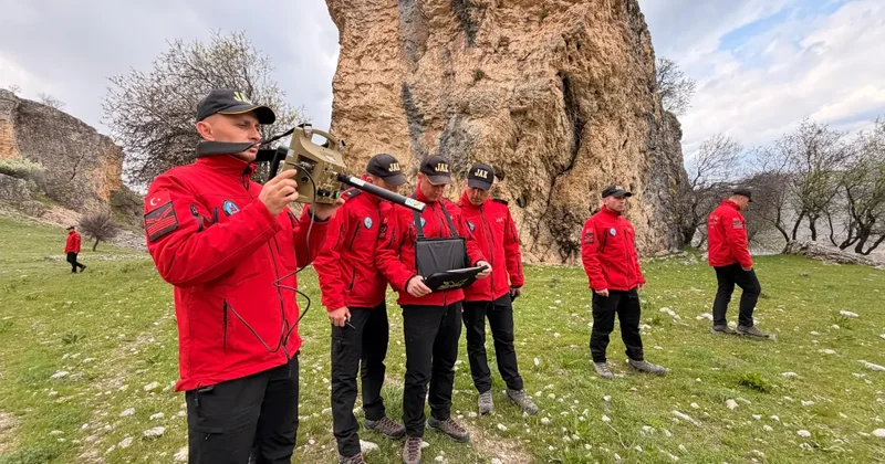 Gülistan Doku dosyasında kritik aşama! 30 kişilik ekip sahaya indi, didik didik aranıyor