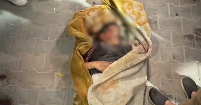 Gazze’de bir eve düzenlenen saldırıda bir çocuk ve bir kadın hayatını kaybetti VİDEO İZLE