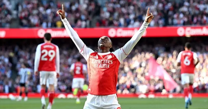 Arsenal hata yapmadı! Tek golle liderliği geri aldı