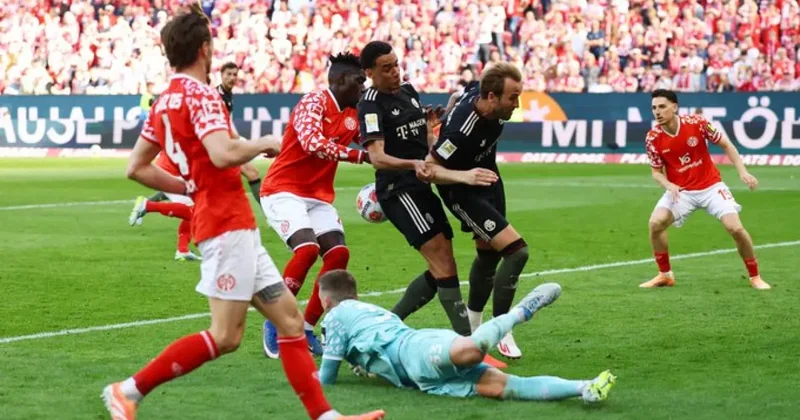 İlk yarıyı 3 0 geride kapatmışlardı! 10 dakikada gol yağdırıp maçı 4 3 kazandılar