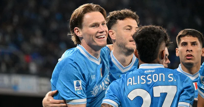 Napoli: 4 Cremonese: 0 MAÇ SONUCU