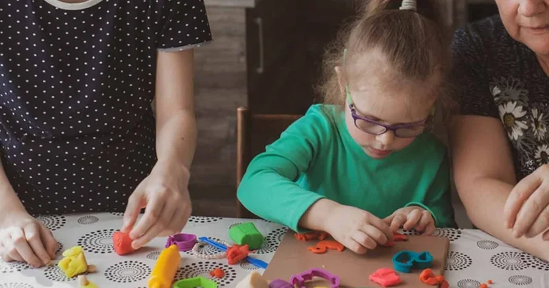 15 yıl başkasının çocuklarını büyüttü, veda günü çantadan ev tapusu çıktı Sözcü Gazetesi
