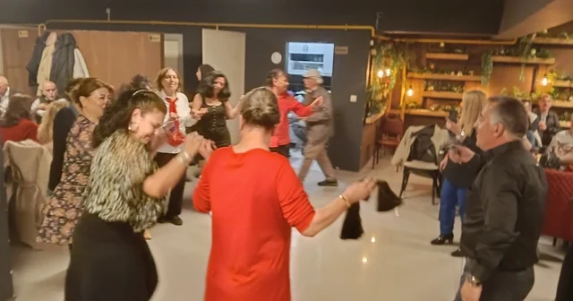 Eskişehir de kadın zeybeklerin Meşk Gecesi güzel geçti Eskişehir Haberleri