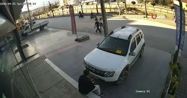 Kastamonu’da motosiklet ile scooter çarpıştı: 9 yaşındaki çocuk ağır yaralandı