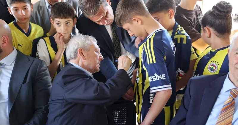 Aziz Yıldırım’dan sarı lacivertli camiaya çok önemli bir uyarı geldi! UEFA Fener’i küme düşürür Sözcü Gazetesi
