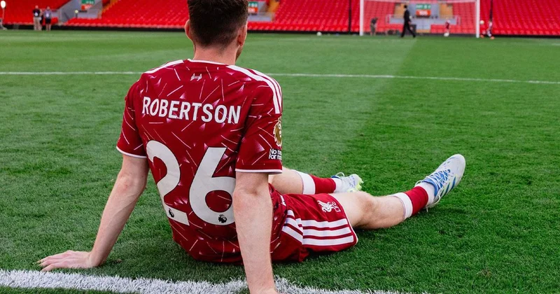 Andrew Robertson dan Fenerbahçe ve Beşiktaş a kötü haber