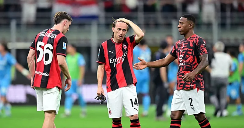 Milan, Cagliari’ye yenildi! Şampiyonlar Ligi bileti alamadı