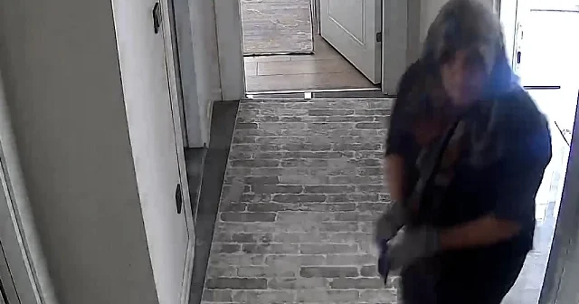Hırsız girdiği evden kurbanlık parası çaldı: Eldiven giydi ama kamera detayını unuttu VİDEO İZLE