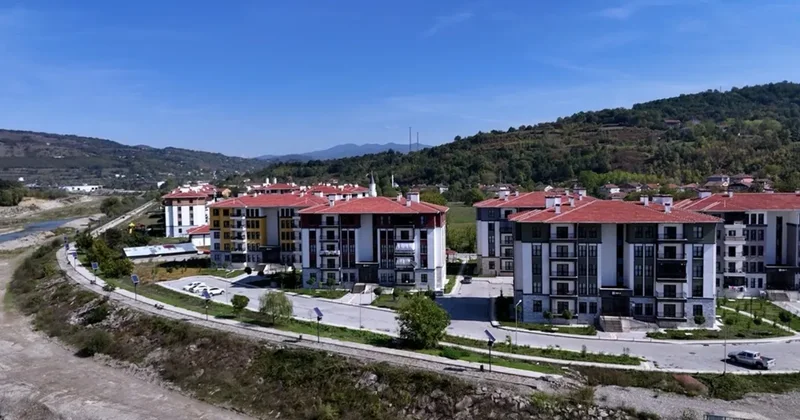 Bakan Kurum dan Zonguldak TOKİ paylaşımı: Kira öder gibi ev sahibi oldular