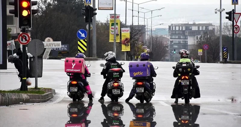 Uber, Yemeksepeti ni de satın alıyor: Trendyol ve Getir den sonra yeni hamle Sözcü Gazetesi