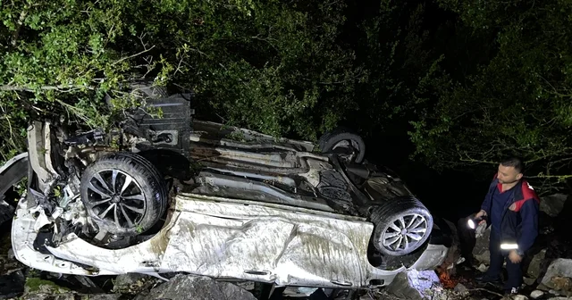Osmaniye de otomobilin şarampole devrilmesi sonucu 4 kişi yaralandı Osmaniye Haberleri