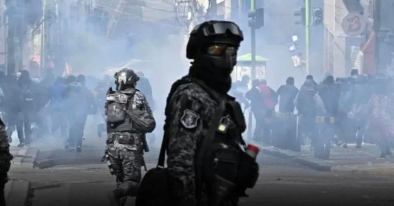 Protestolar dinmiyor: Devlet Başkanının maaşı yarıya indirilecek Sözcü Gazetesi